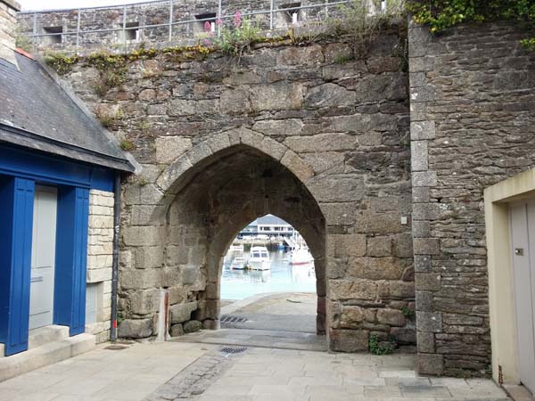 Concarneau porte aux vins